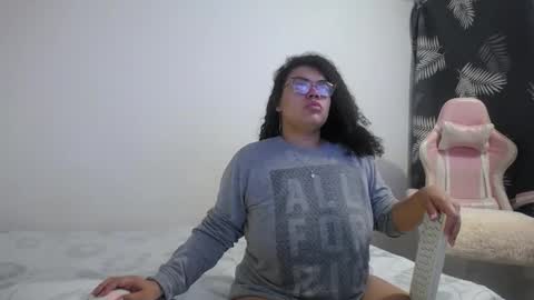 Bianca Tuesday to Sunday from 2am to 6am UTC-5 online show from 11-06-25, 09:21