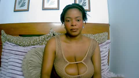 Snapshot of bianca_ebony chatting on 06-06-26, 10:47 bianca ebony online show from 06-06-26, 10:47