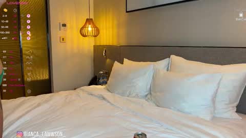 Bianca  online show from 10-21-25, 04:08