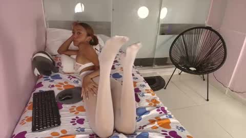 biancaa__18 online show from 11-12-25, 07:35