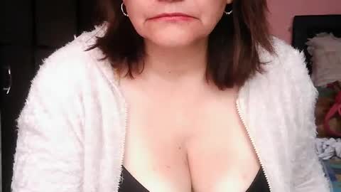 biancasteel online show from 06-18-26, 04:33