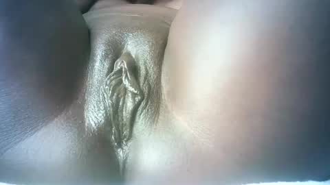 Snapshot of biass_ebony234 chatting on 02-22-25, 10:40 pretty online show from 02-22-25, 10:40