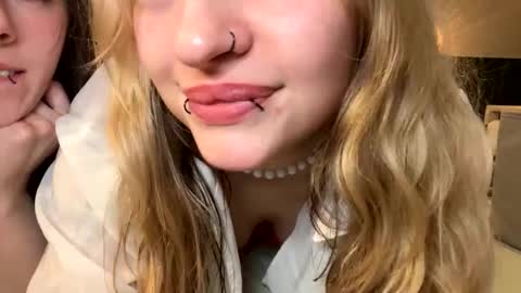 Ellie  online show from 03-20-26, 02:38