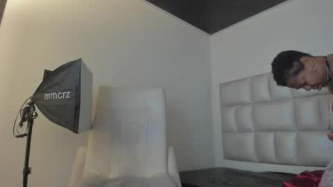 Snapshot of bibiana_js_ chatting on 09-19-25, 12:06 bibiana_js_ online show from 09-19-25, 12:06