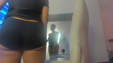 Snapshot of bibiana_js_ chatting on 10-22-25, 11:54 bibiana_js_ online show from 10-22-25, 11:54