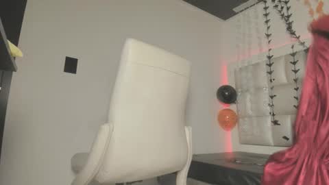 Snapshot of bibiana_js_ chatting on 10-28-25, 11:58 bibiana_js_ online show from 10-28-25, 11:58