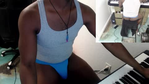 BicepsandFrot online show from 02-28-25, 10:52