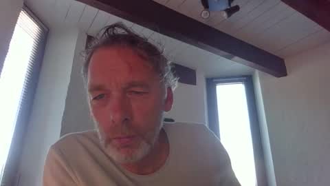 Snapshot of bicolonback4 chatting on 09-10-25, 02:06 bicolonback4 online show from 09-10-25, 02:06