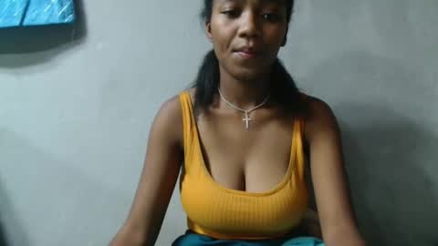 bienvenue987832 online show from 05-02-26, 07:24