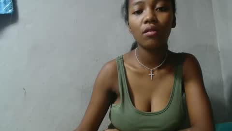 bienvenue987832 online show from 05-05-26, 03:03