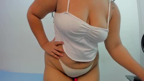 Snapshot of big_ass_18x chatting on 10-01-25, 11:38 big_ass_18x online show from 10-01-25, 11:38