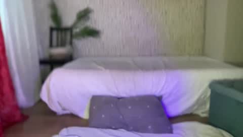 Snapshot of big_ass_blonde chatting on 12-06-24, 09:32 Eva online show from 12-06-24, 09:32