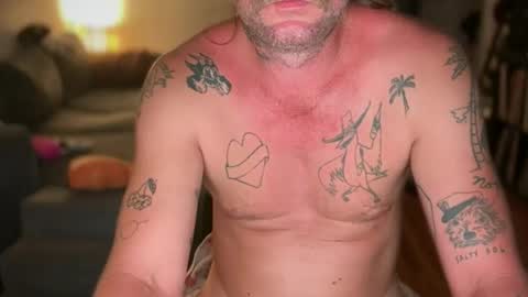 Snapshot of big_d929618 chatting on 04-07-26, 04:35 Big D online show from 04-07-26, 04:35