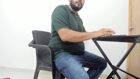 Snapshot of big_dad69 chatting on 09-29-25, 03:22 Tommy online show from 09-29-25, 03:22