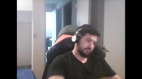 Snapshot of big_latin_boy_full_cum chatting on 04-01-26, 04:59 latinBoyHuge online show from 04-01-26, 04:59