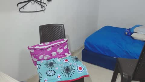 Snapshot of big_small_horny chatting on 02-23-25, 09:26 Milena And Luz online show from 02-23-25, 09:26