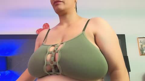 Tell me Sophia  online show from 12-28-24, 10:55