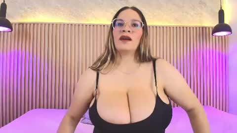 Tell me Sophia  online show from 06-26-26, 09:30