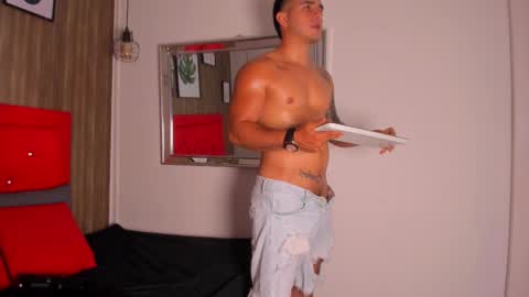 Tylerr online show from 10-03-25, 08:39