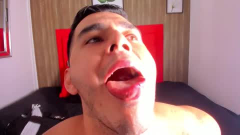 Tylerr online show from 10-15-25, 08:31