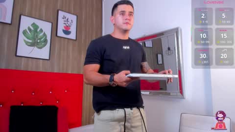 Tylerr online show from 11-08-25, 08:40