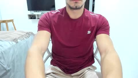 Snapshot of big_white_dick7 chatting on 12-01-25, 01:10 temporarily free online show from 12-01-25, 01:10