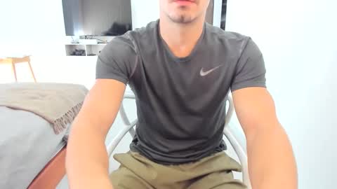 Snapshot of big_white_dick7 chatting on 12-01-25, 05:29 temporarily free online show from 12-01-25, 05:29