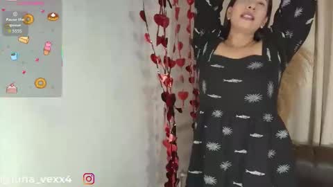 Snapshot of big_woman_1 chatting on 02-17-26, 03:25 Luisa online show from 02-17-26, 03:25