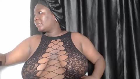 bella online show from 11-21-25, 07:12