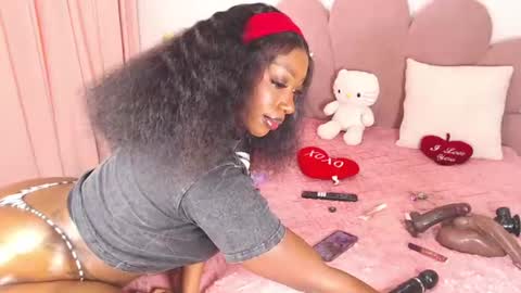 Candy online show from 06-17-26, 06:38