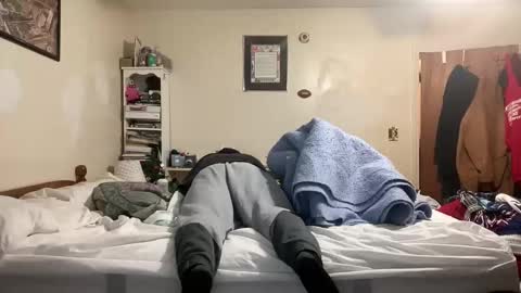 Snapshot of bigbackmuscles1296 chatting on 10-28-25, 10:56 Mr. Muscle Monster online show from 10-28-25, 10:56