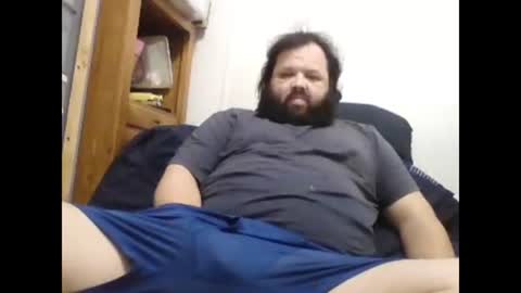 Snapshot of bigbear3287 chatting on 12-21-24, 04:19 Liam online show from 12-21-24, 04:19