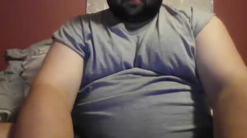 Snapshot of bigbear3287 chatting on 09-11-25, 05:18 Liam online show from 09-11-25, 05:18