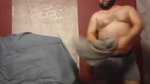 Snapshot of bigbear3287 chatting on 10-15-25, 07:41 Liam online show from 10-15-25, 07:41