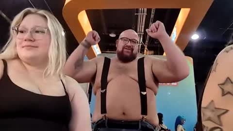 BigBear4Cuddles online show from 04-10-26, 10:58