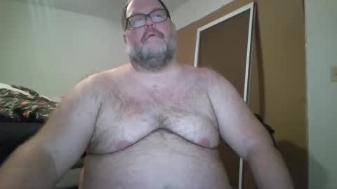 Snapshot of bigbearlittlebear2 chatting on 01-07-25, 04:50 Bear Woods online show from 01-07-25, 04:50