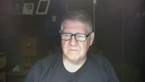 Snapshot of bigbeerdrinker1 chatting on 01-07-25, 09:18 bigbeerdrinker online show from 01-07-25, 09:18