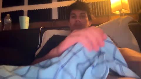 Snapshot of bigben281330 chatting on 10-09-25, 02:37 bigben281330 online show from 10-09-25, 02:37