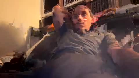Snapshot of bigben281330 chatting on 07-20-26, 01:46 bigben281330 online show from 07-20-26, 01:46