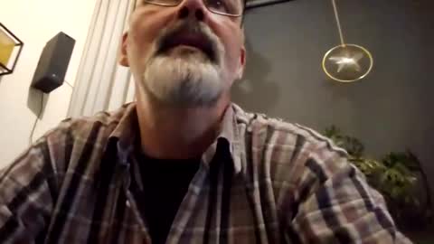 Snapshot of bigbibear88 chatting on 12-05-24, 06:54 bigbibear88 online show from 12-05-24, 06:54