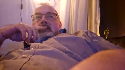 Snapshot of bigbibear88 chatting on 01-09-25, 09:37 bigbibear88 online show from 01-09-25, 09:37