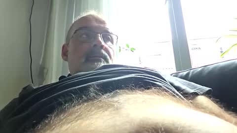 Snapshot of bigbibear88 chatting on 09-17-25, 04:19 bigbibear88 online show from 09-17-25, 04:19