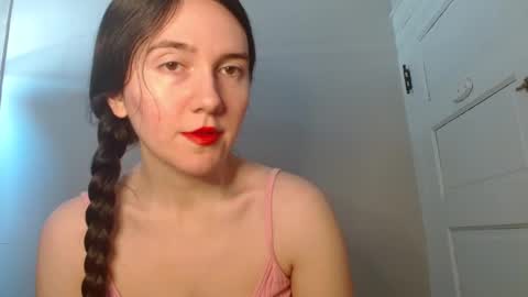 Snapshot of bigbootybunny chatting on 02-12-26, 06:03 Isabella online show from 02-12-26, 06:03