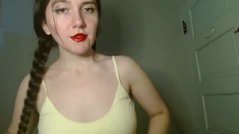 Snapshot of bigbootybunny chatting on 02-19-26, 09:44 Isabella online show from 02-19-26, 09:44