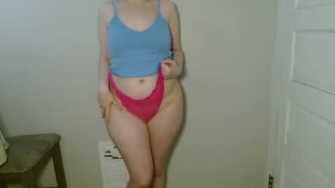 Snapshot of bigbootybunny chatting on 03-13-26, 06:47 Isabella online show from 03-13-26, 06:47