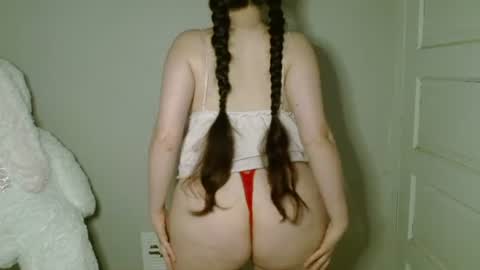 Isabella online show from 06-23-26, 06:00