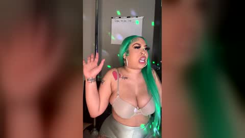 Snapshot of bigbuttsarena chatting on 02-01-26, 11:53 bigbuttsarena online show from 02-01-26, 11:53