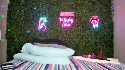 Snapshot of bigbuttsarena chatting on 02-07-26, 09:24 bigbuttsarena online show from 02-07-26, 09:24