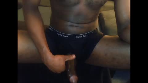 bigcalvin10 online show from 10-04-25, 04:43