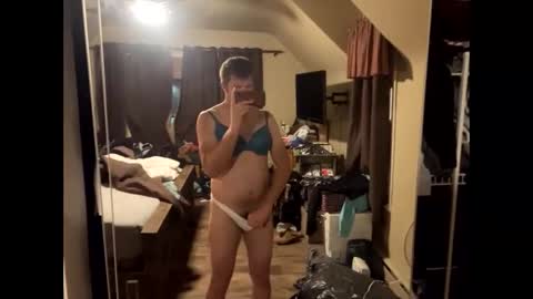 Snapshot of bigcam3cummins chatting on 12-05-24, 03:37 bigcam3cummins online show from 12-05-24, 03:37